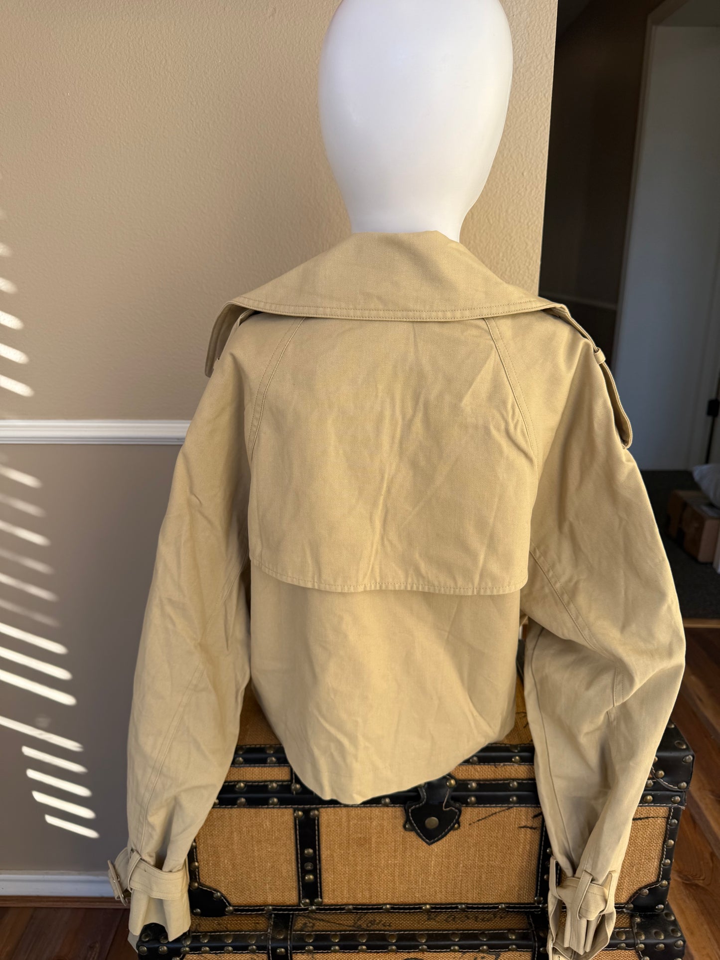Illa Illa Crop Beige Jacket
