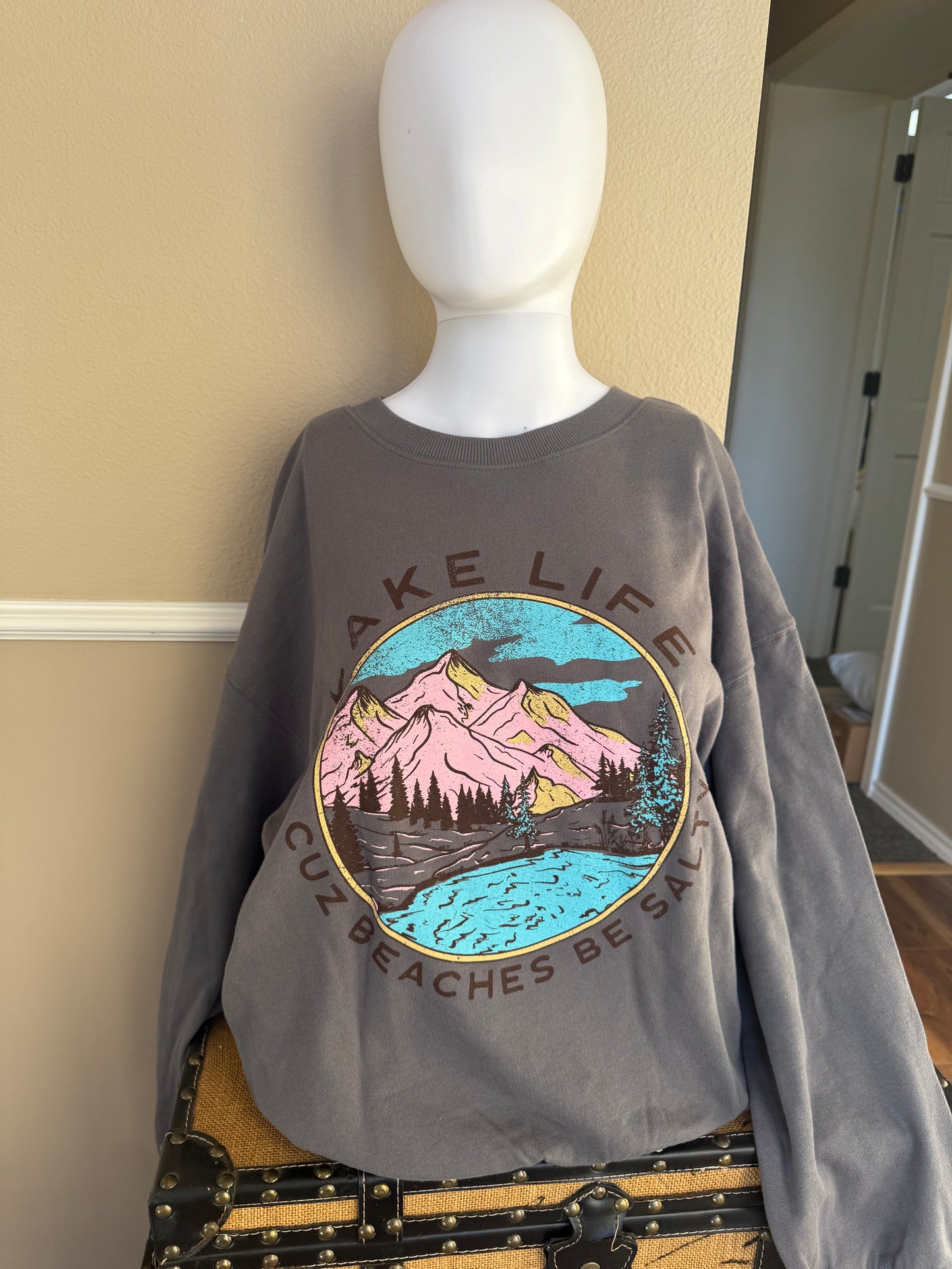 Lake Life Graphic Sweatshirt