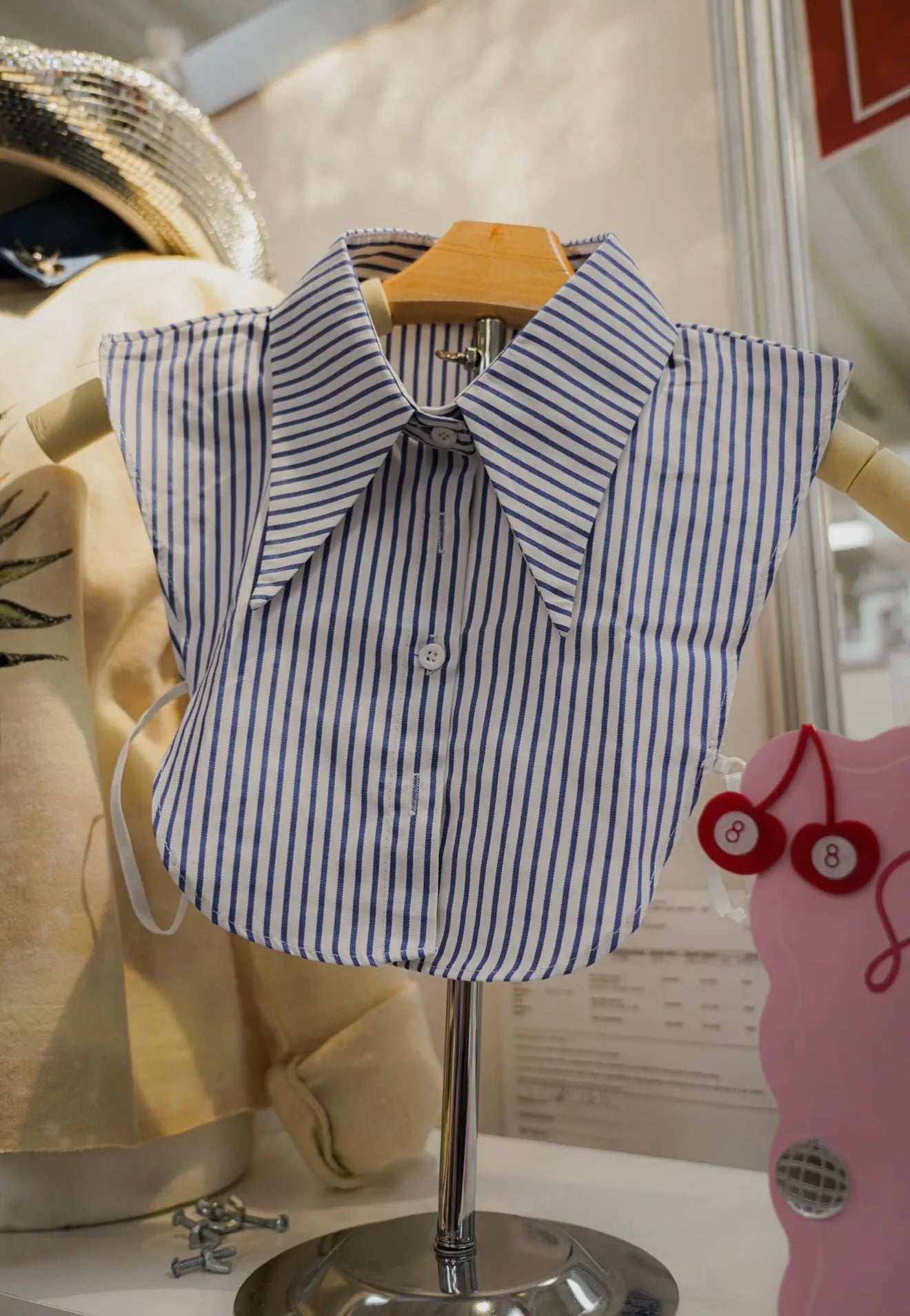 Dickey Collar