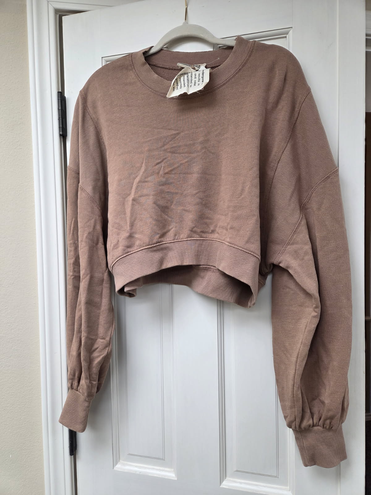 LB Knit Semi-Cropped Sweatshirt