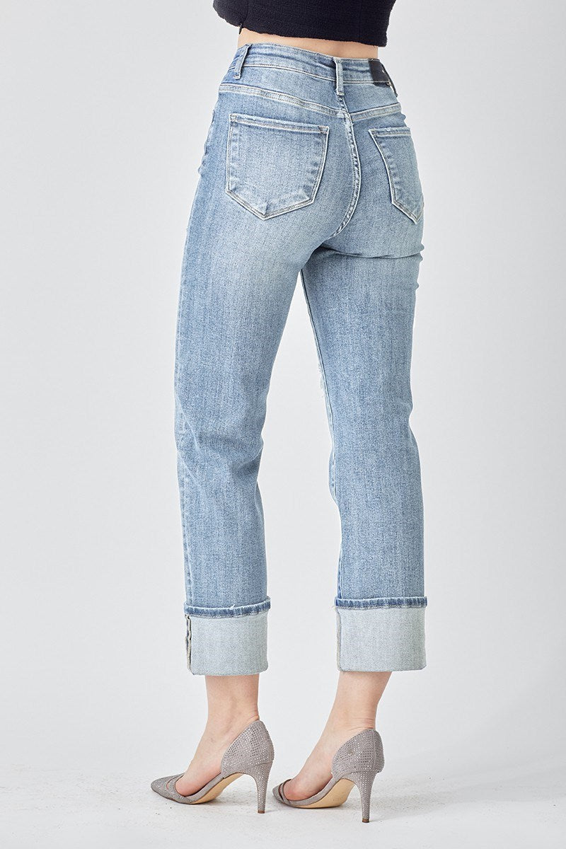 HIGH-RISE WIDE STRAIGHT JEANS