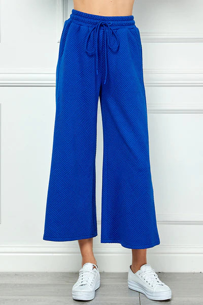 Textured Soft Cropped Wide Pants