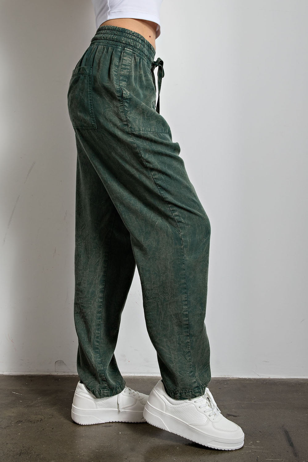 TENCEL MINERAL WASHED LONG PANTS-OLIVE