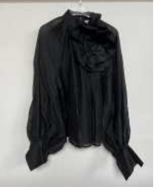 WD 3D Flower Neck Blouse