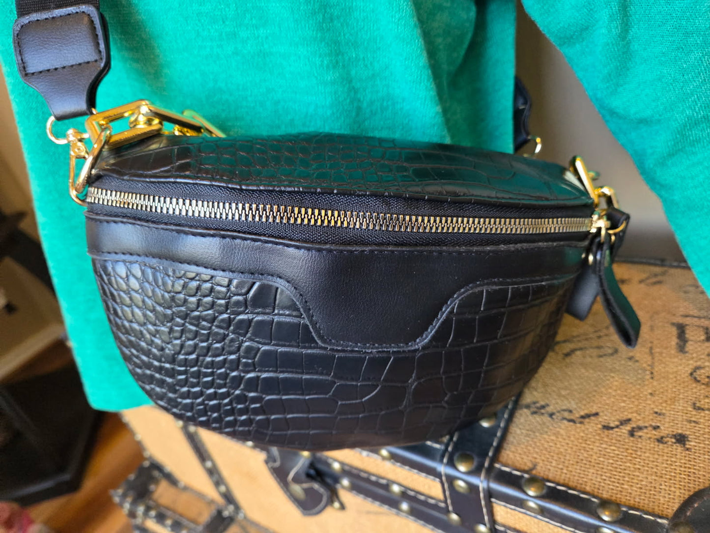 The Taylor Bum Bag