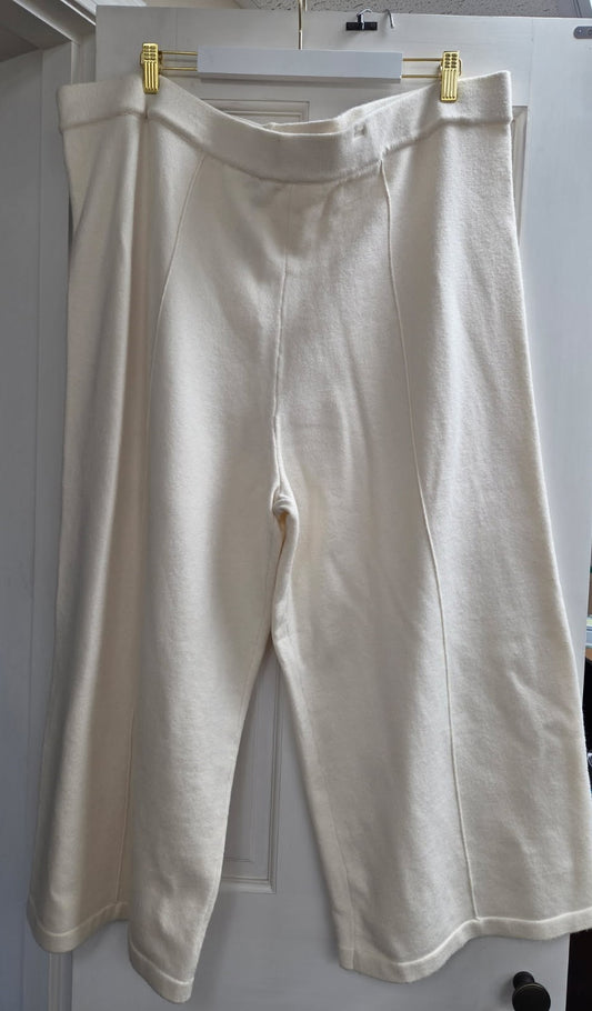 SAB Cream pleated trousers