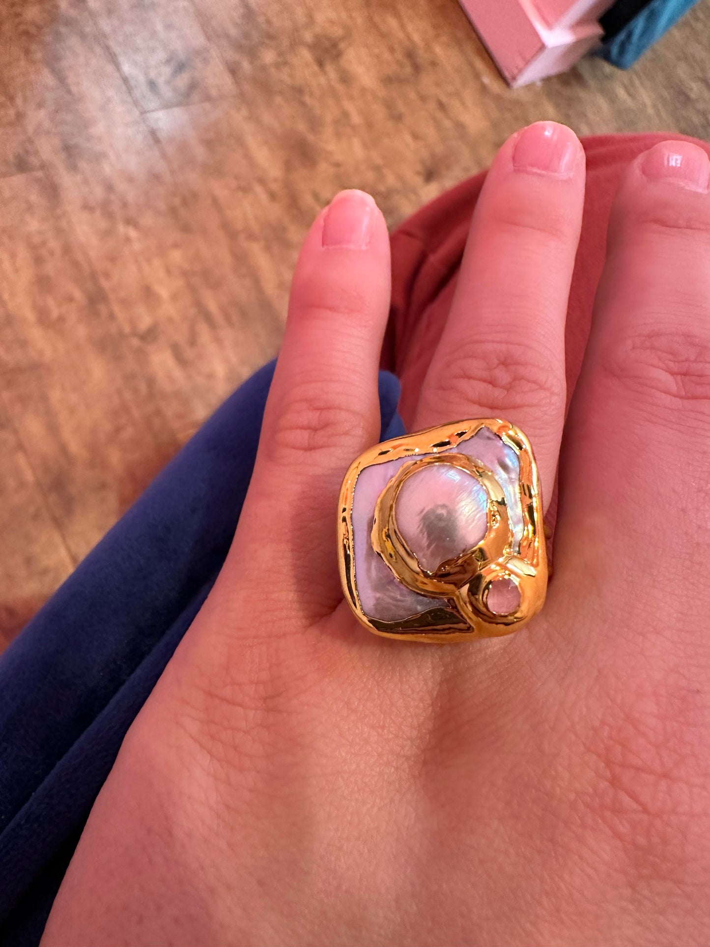 EE Orca Pearl Ring